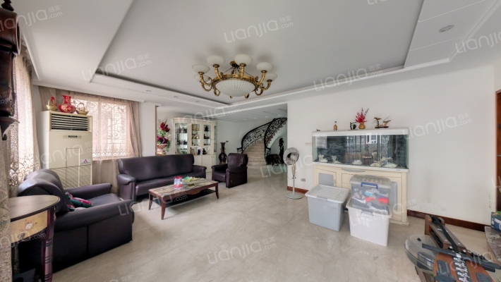 新世界庄园二手房实景图