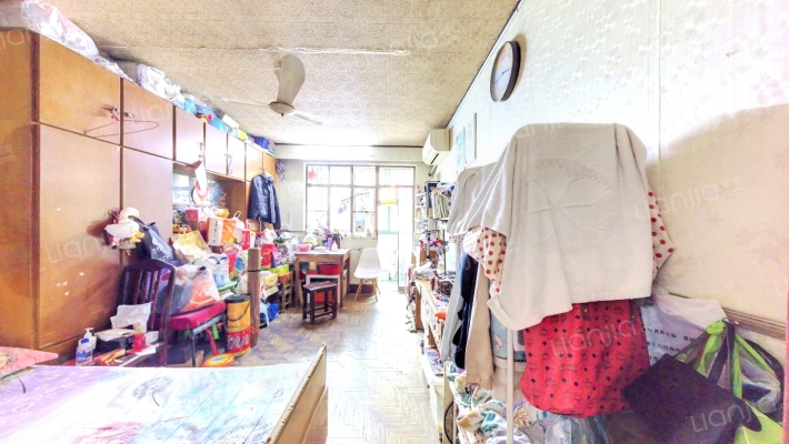 天宝路358弄二手房实景图