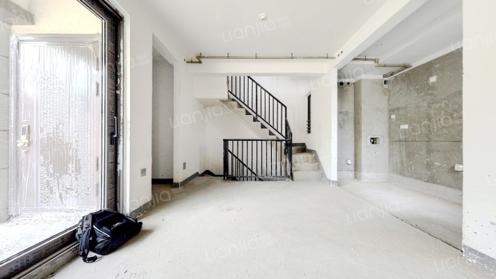 大华公园荟二手房实景图