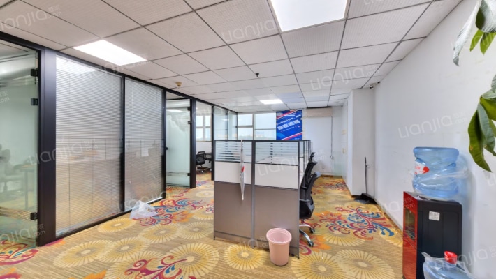 武汉亚贸广场二手房实景图