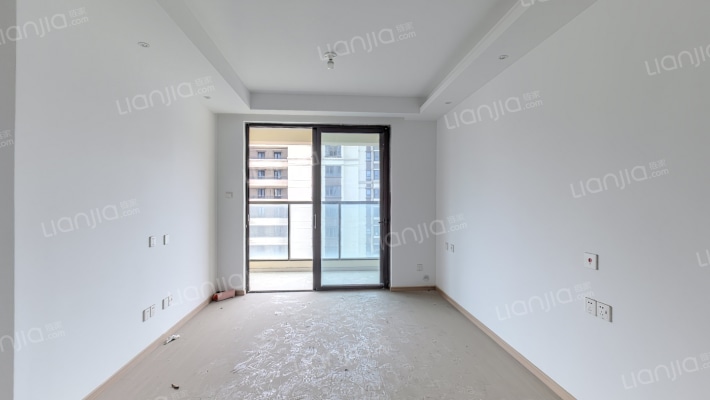 红星天铂二手房实景图