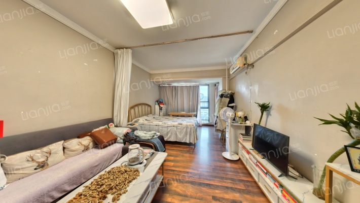 万科城三期二手房实景图