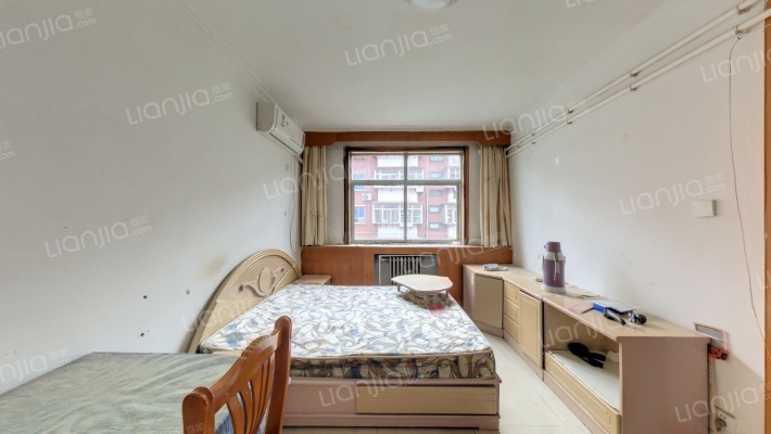 新华服装厂二手房实景图