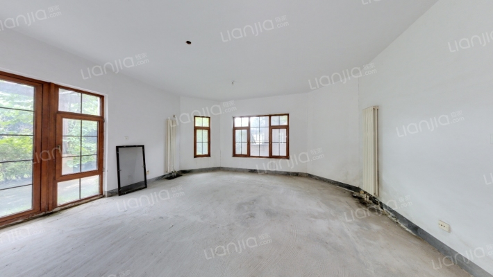 保利垄上九区二手房实景图