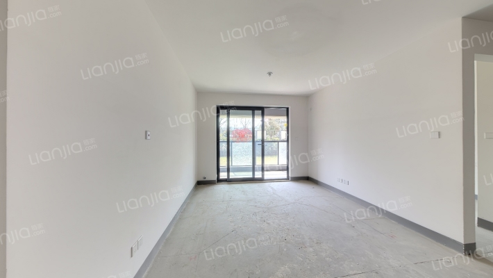 爱情山河万物二手房实景图