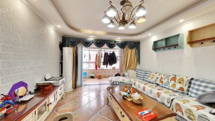 育贤益品二手房实景图