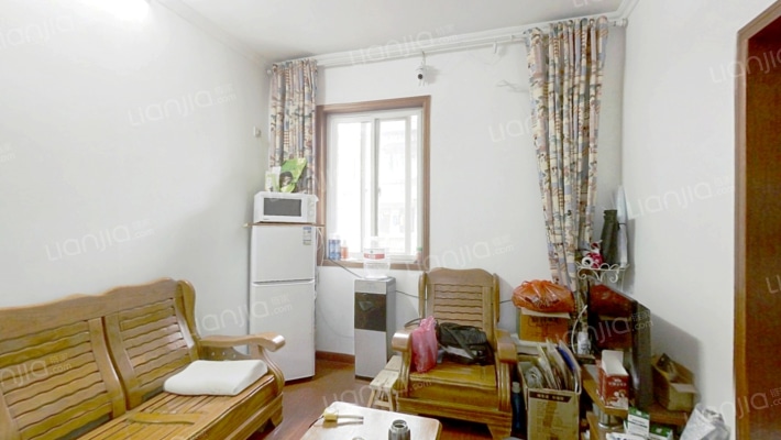 天魏小区二手房实景图