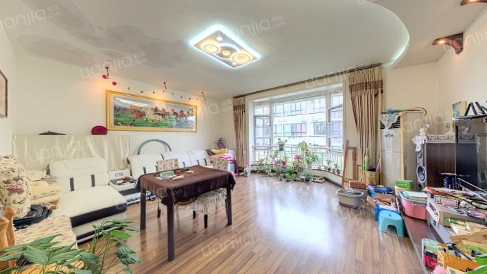 加贝花园二手房实景图