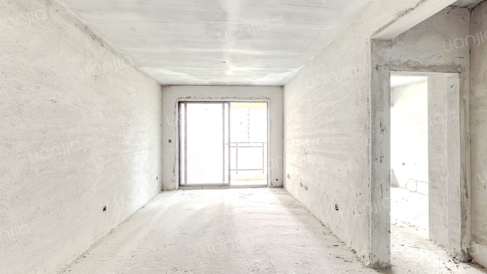 越亚天赐锦园二手房实景图