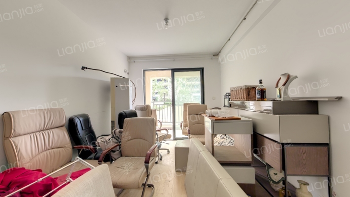 中南江海云辰二手房实景图