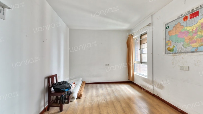 八大家花园42街坊二手房实景图