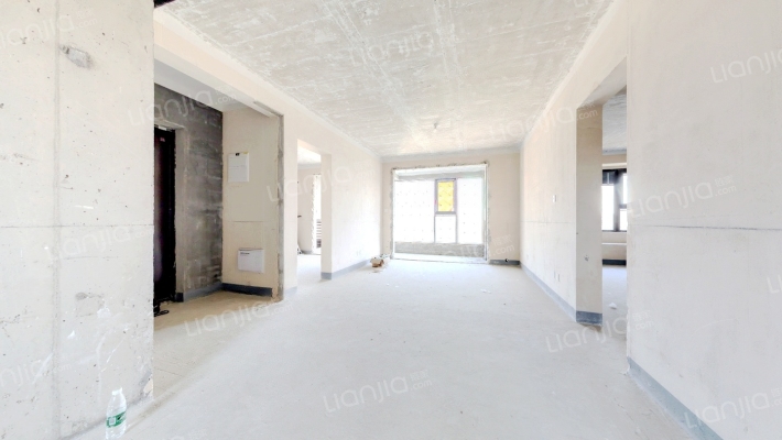 中南樾府二手房实景图