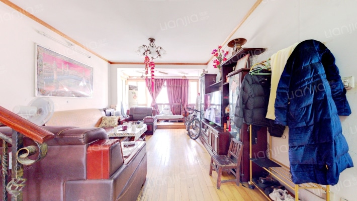 中油小区二手房实景图