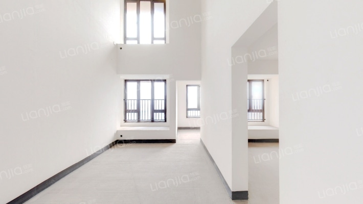 龙湖春森彼岸五期二手房实景图