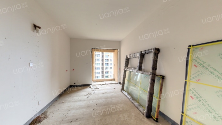 鹏润悦秀上东三期二手房实景图