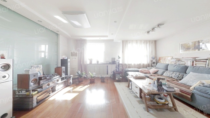 春铁大厦二手房实景图