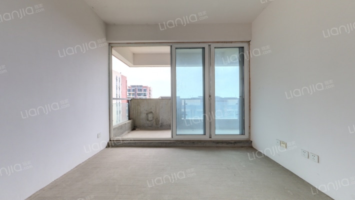 嘉源红郡二手房实景图