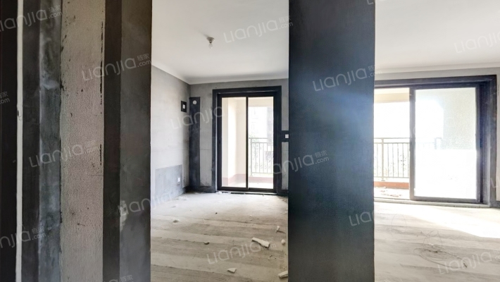 建业城南院二手房实景图