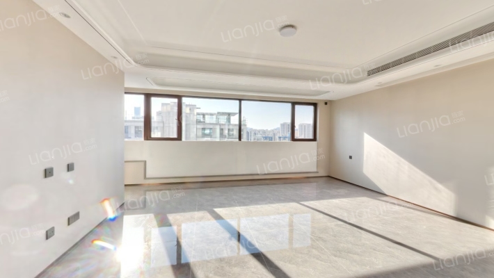 保利珑誉二手房实景图