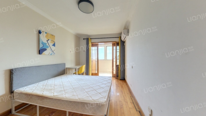 迈皋桥街258号二手房实景图