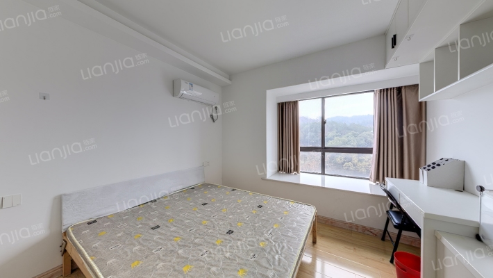 飘鹰富春江花苑二手房实景图