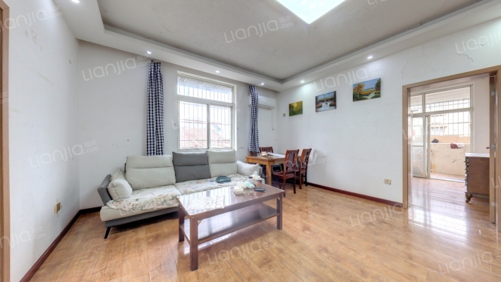 田园芳邻二手房实景图