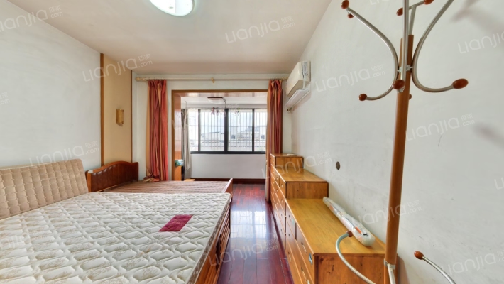 龙兴桥河下二手房实景图