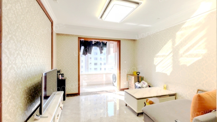 小米国际二手房实景图