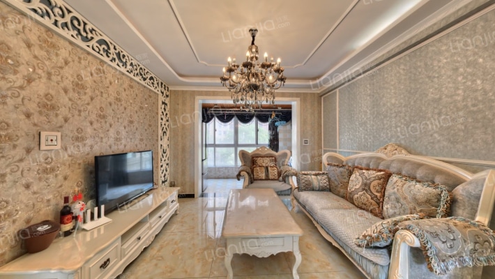 五湖名邸西区二手房实景图