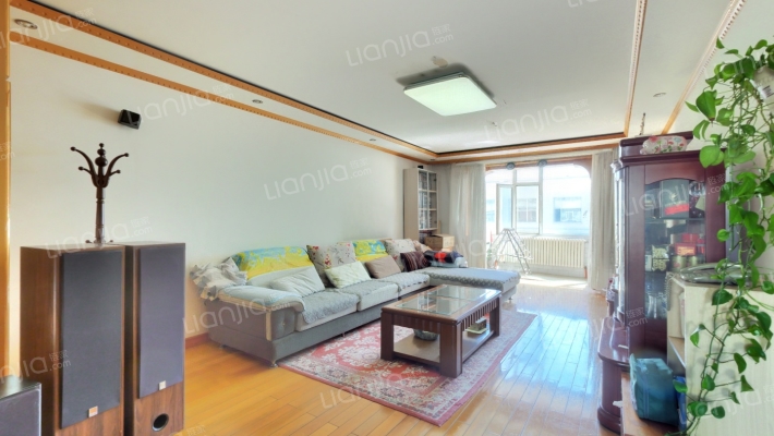 鸿鑫小区二手房实景图