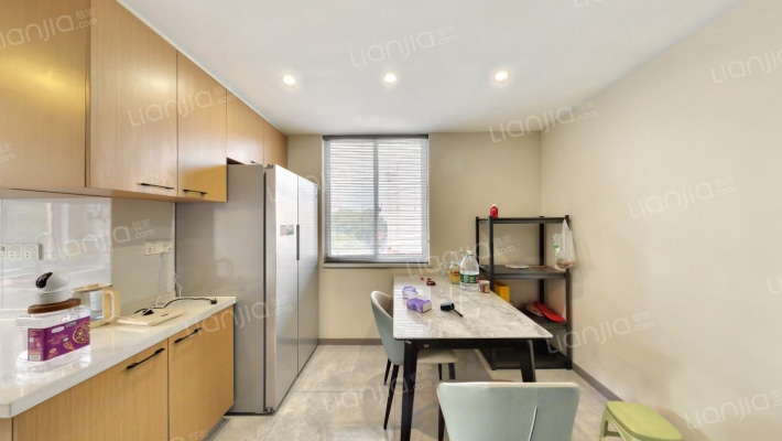 新浒花园三区二手房实景图