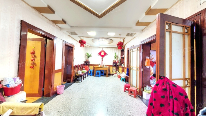 集贤新村二手房实景图