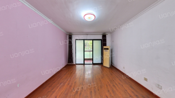 雅荷春天二手房实景图