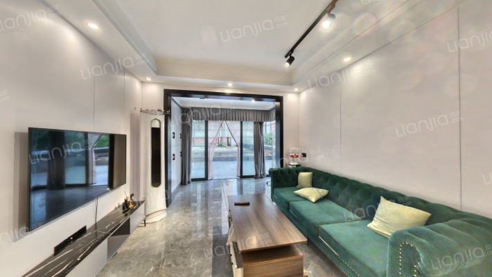 万达广场铭邸二手房实景图