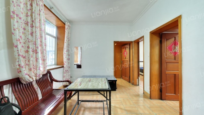 花园六村二手房实景图