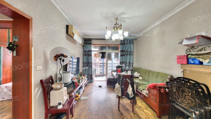 天水伴山居二手房实景图