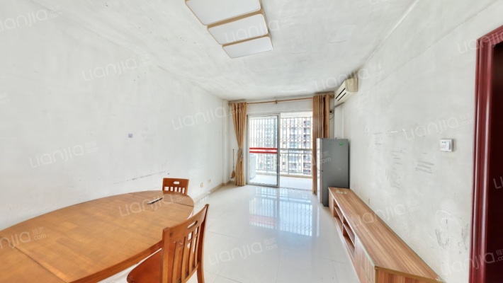 西园佳园二手房实景图