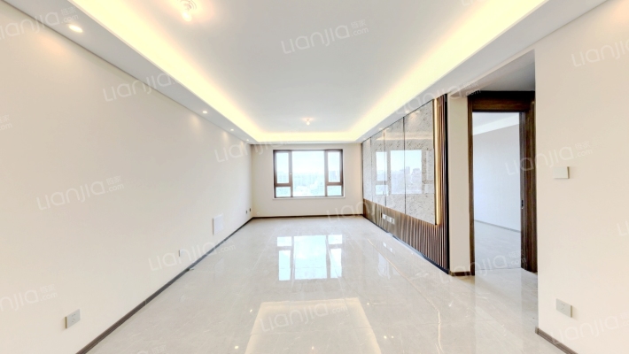 龙湖天璞二手房实景图