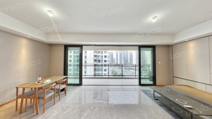 龙光天瀛二期二手房实景图