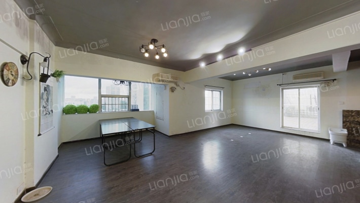 迎宾广场二手房实景图