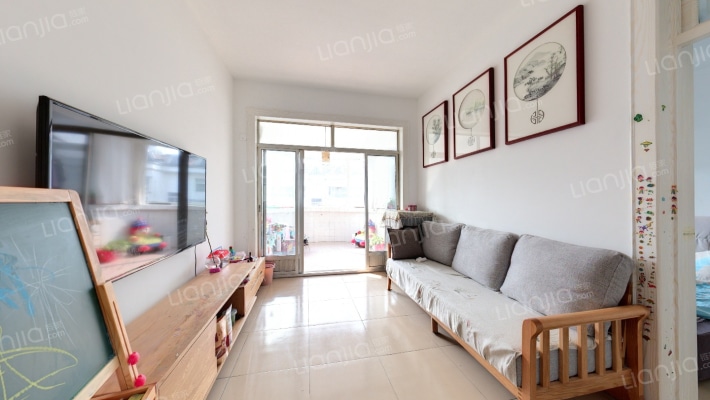 管委会宿舍小区二手房实景图