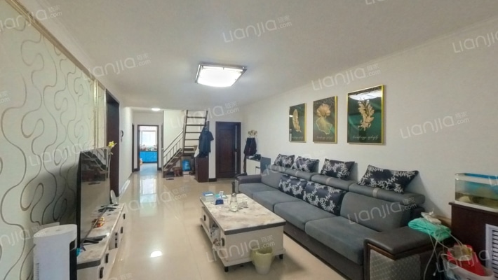 东方小区二手房实景图