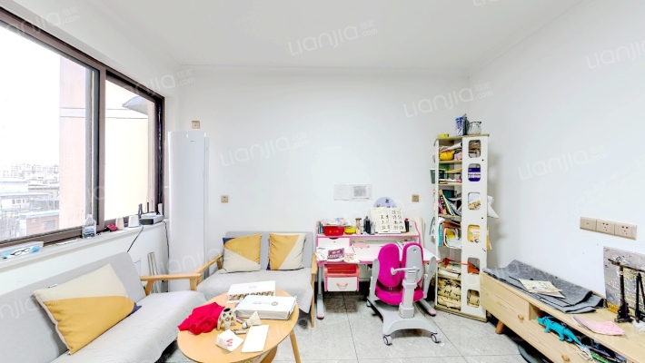 萬和花園二手房实景图