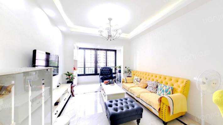 华发依山郡一期二手房实景图