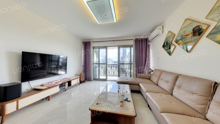 依山居二手房实景图