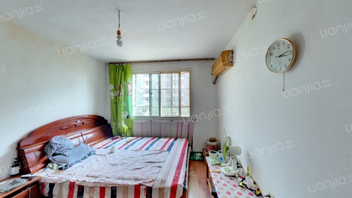 高新里二手房实景图