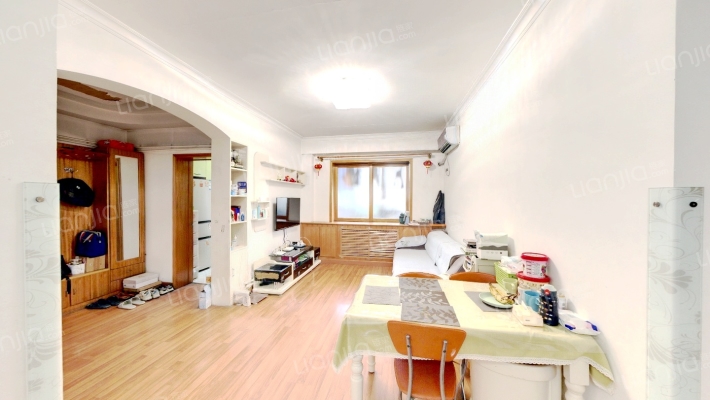 佳安里二手房实景图