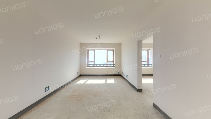 保利领秀山五区二手房实景图