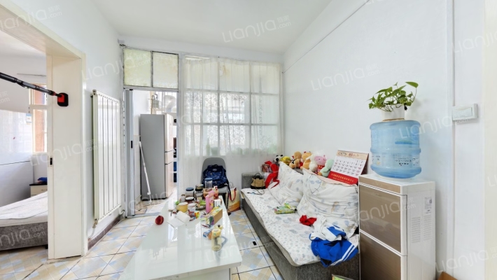 青年南街开发住宅三区二手房实景图
