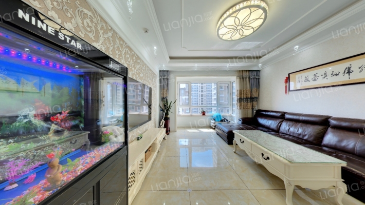 沿海鉴筑二期二手房实景图